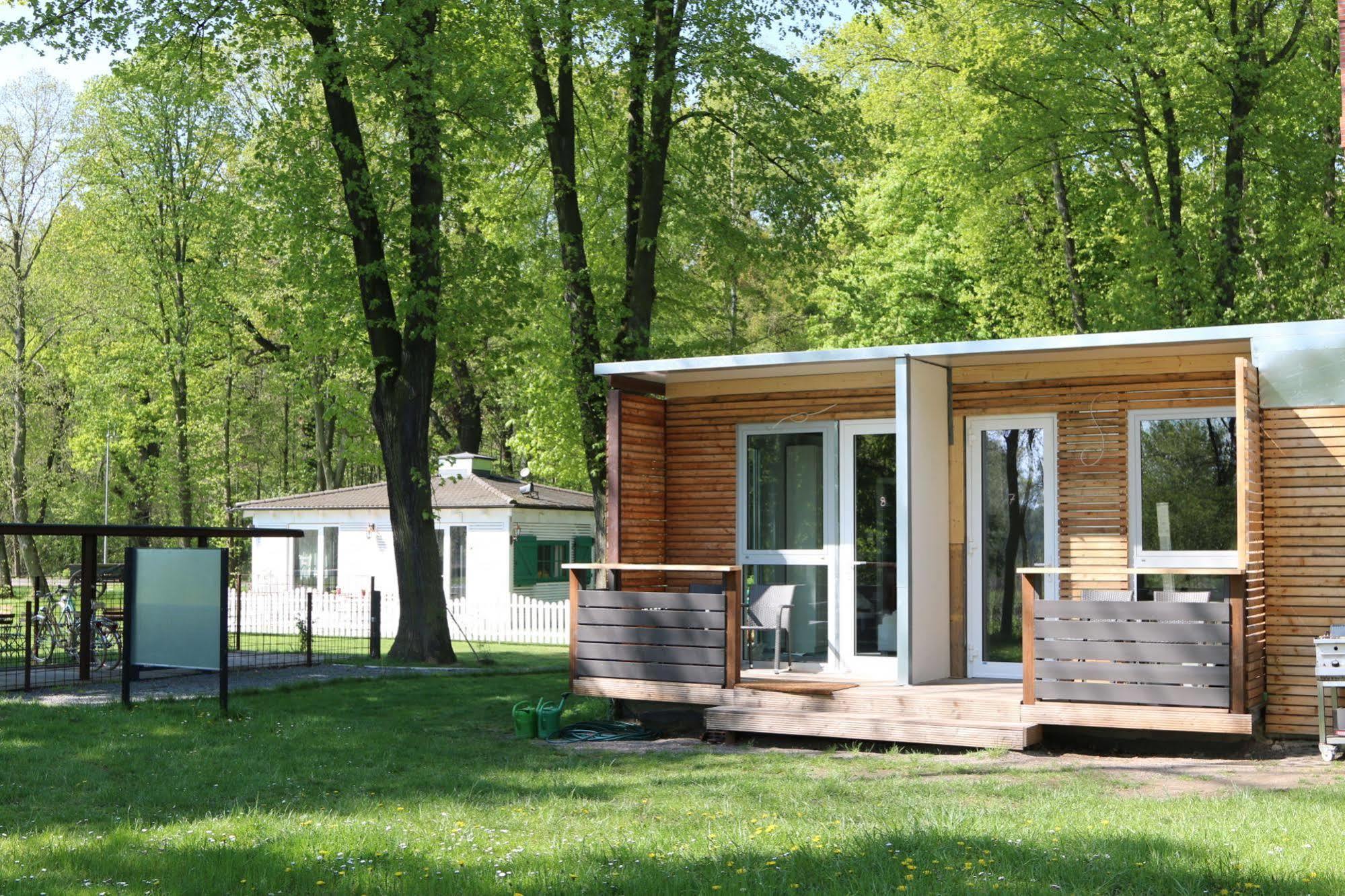 Landhaus Dessau Екстер'єр фото