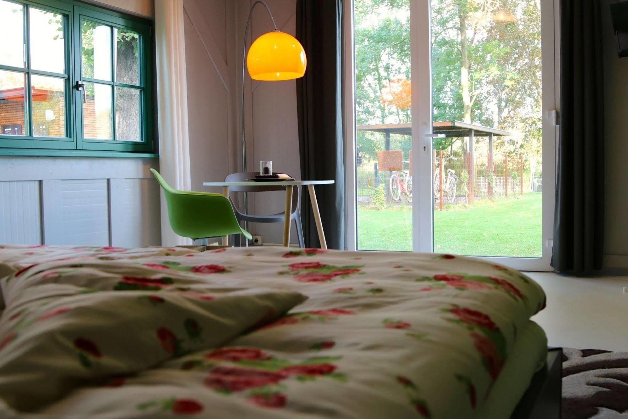 Landhaus Dessau Екстер'єр фото